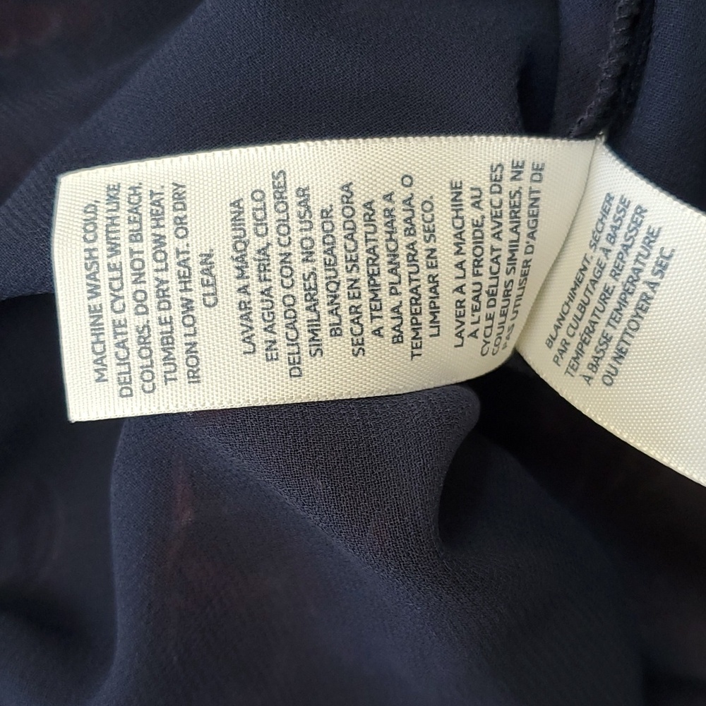 Cold shoulder blouse - Picture 11 of 11